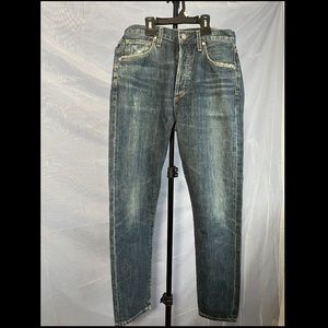 Citizens of Humanity "Liya" high rise classic fit crop. 100% cotton. No stretch.